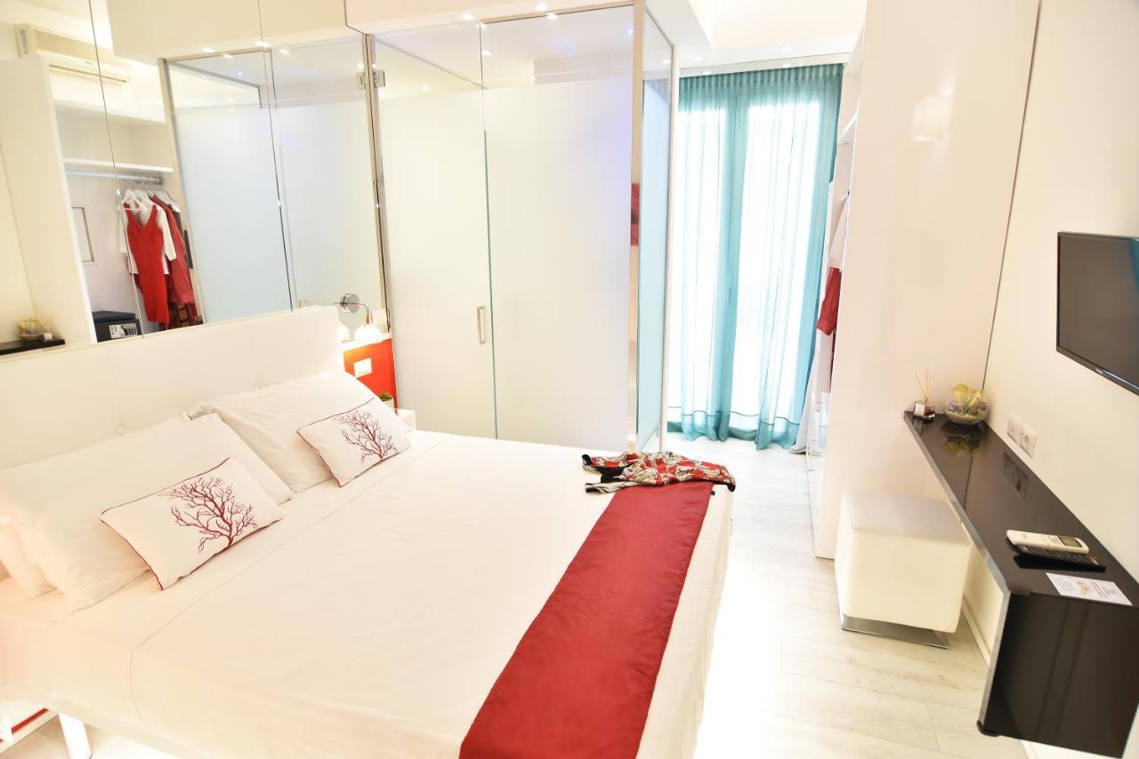 Hotel Nuovo Giardino Римини Экстерьер фото
