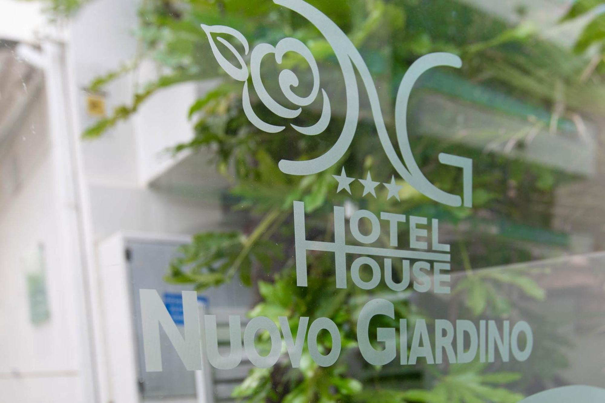 Hotel Nuovo Giardino Римини Экстерьер фото