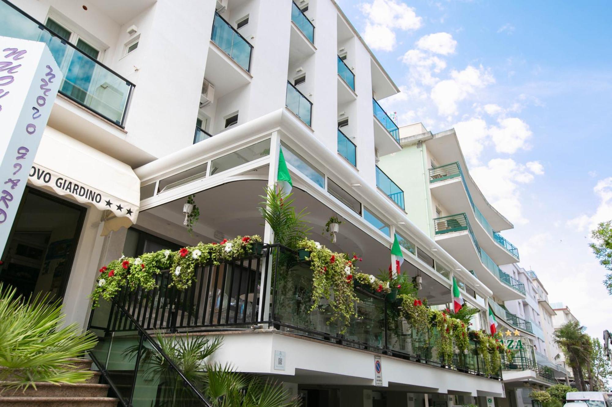 Hotel Nuovo Giardino Римини Экстерьер фото