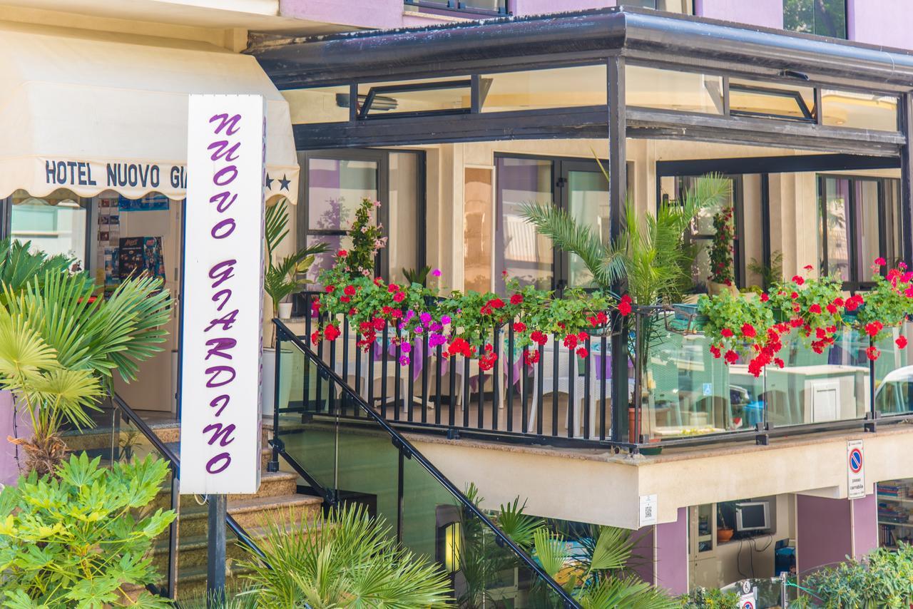 Hotel Nuovo Giardino Римини Экстерьер фото